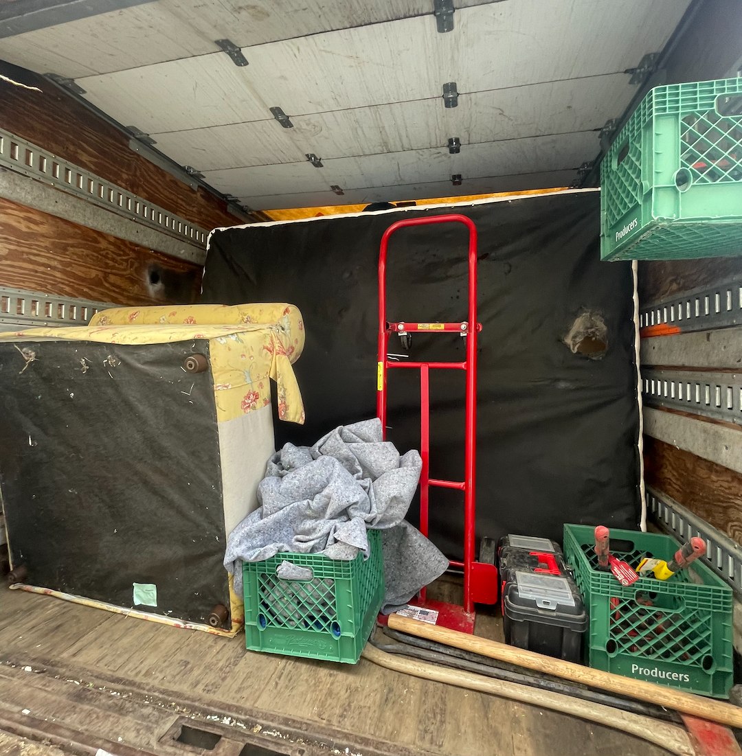 Couch Removal in Pullman